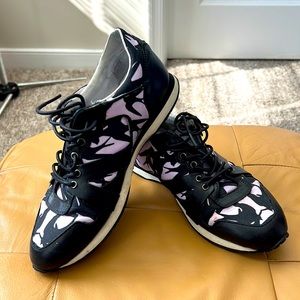 Alexander McQueen Athletic Shoes Made in Italy Size 37